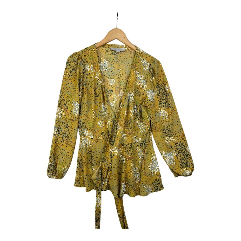 Loft Floral Print Wrap Elastic Tie Waist Flutter Sleeve Blouse size Small Yellow